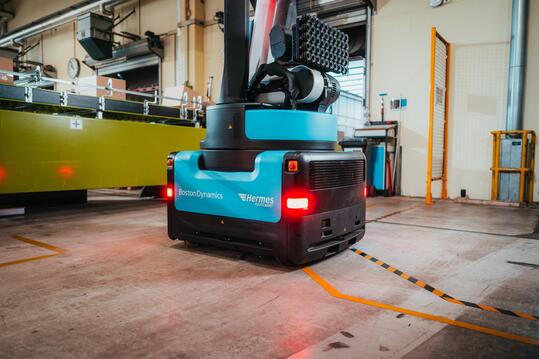 Movable platform of the Stretch