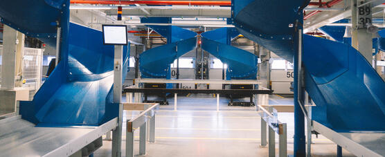 Logistik auf dem nächsten Level: Dieses Versandzentrum steckt alles in die Tasche