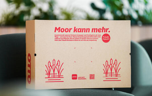 OTTO testet erfolgreich Versandkartons aus Paludi-Biomasse
für mehr Klimaschutz und Biodiversität.